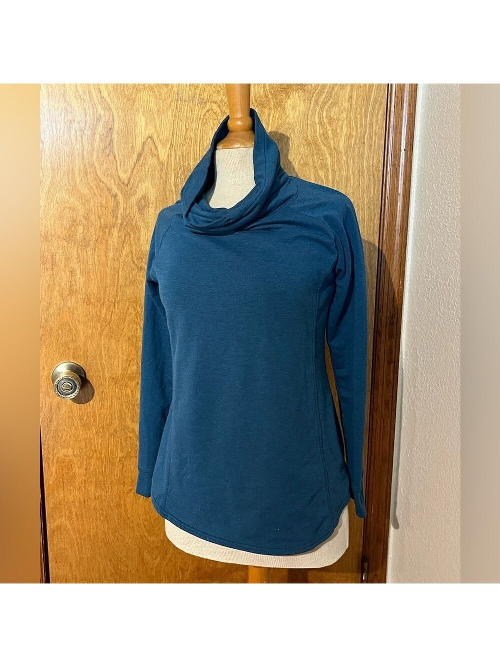 Women's Blue Cowl Neck Sweater 32 Degrees 32 Degree Heat brand small